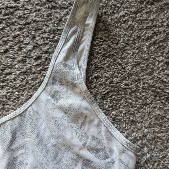 Lululemon Arise Bodysuit *NuluJasmine White Multi - Picture 6 of 8